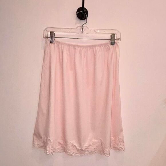 Unbranded Women's Pink Skirt - Picture 4 of 8